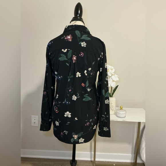 Floral Black Women's Top - Picture 2 of 6